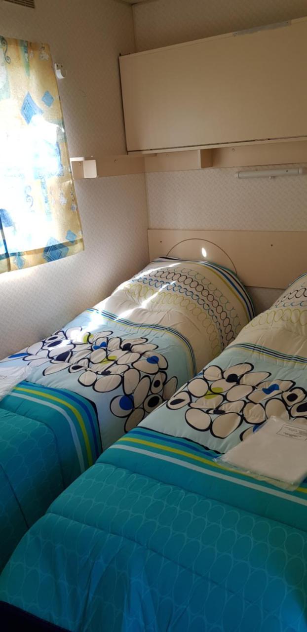 Camping Au Bois Dormant Hotel Chauffour-sur-Vell Ngoại thất bức ảnh